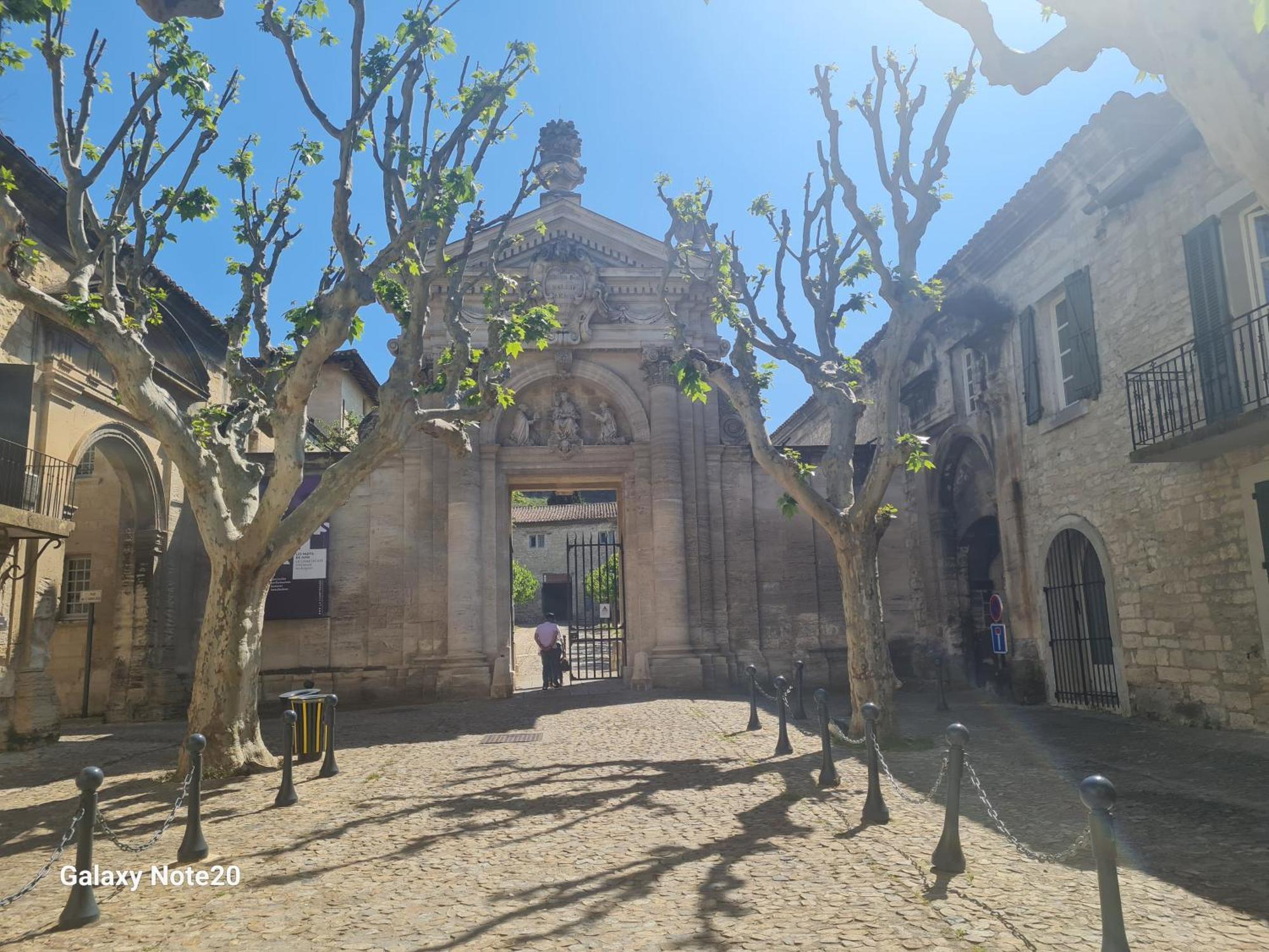 Maison De Charme Villeneuve Les Avignon Villeneuve-les-Avignon Luaran gambar